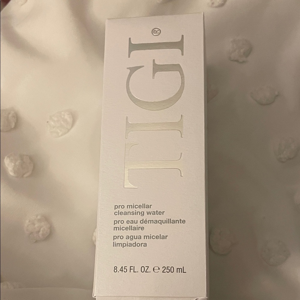 TIGI Pro Micellar Cleansing Water